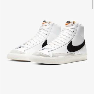 NWOT Nike Blazer Mid ’77 Vintage Size 7